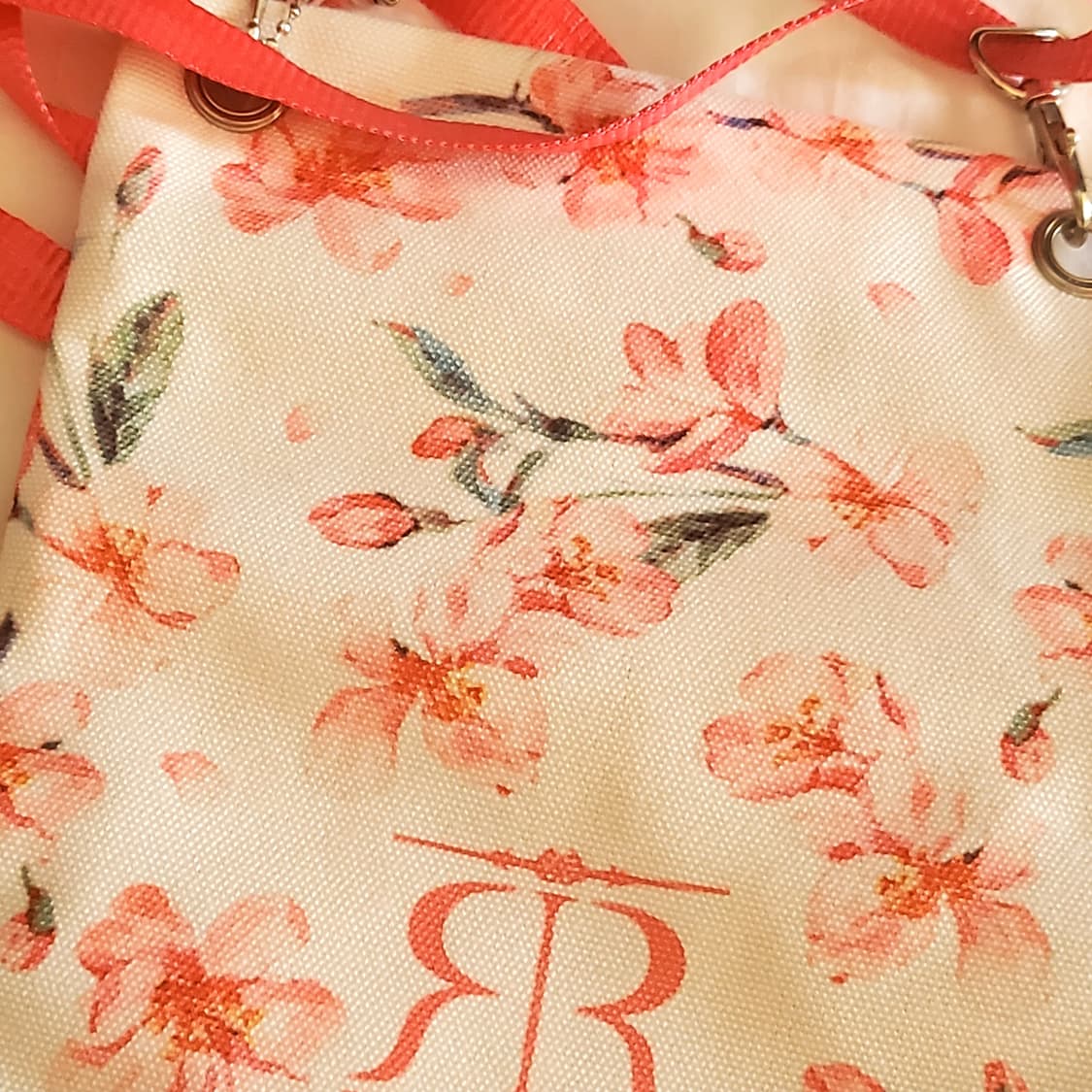 [새상품, 1+1] 도쿄에서 구매한 헬로키티 크로스백 상품이미지4