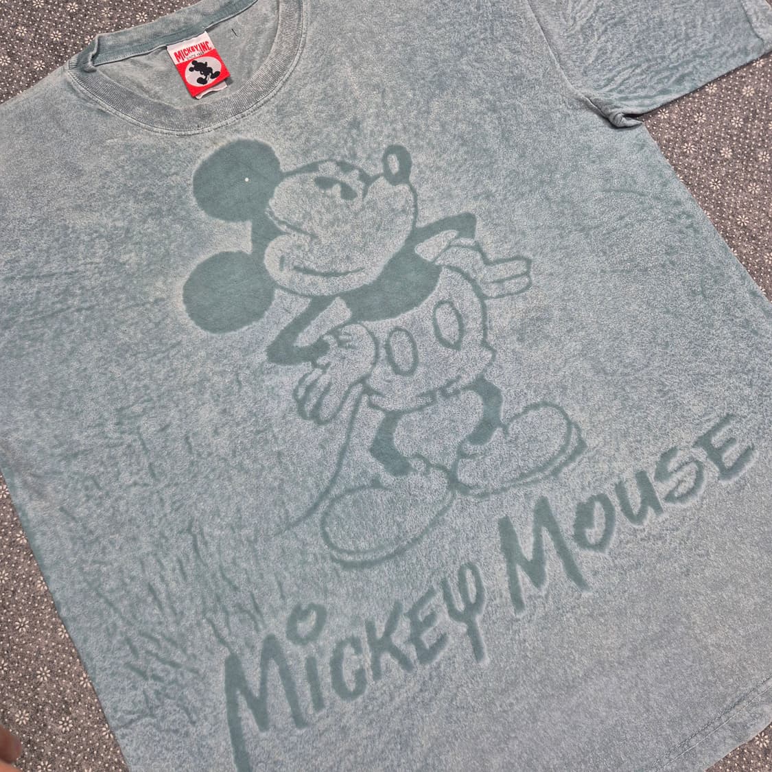 [XXL]90s US Made 미키  -789

총장 : 78
어깨 :  상품이미지2