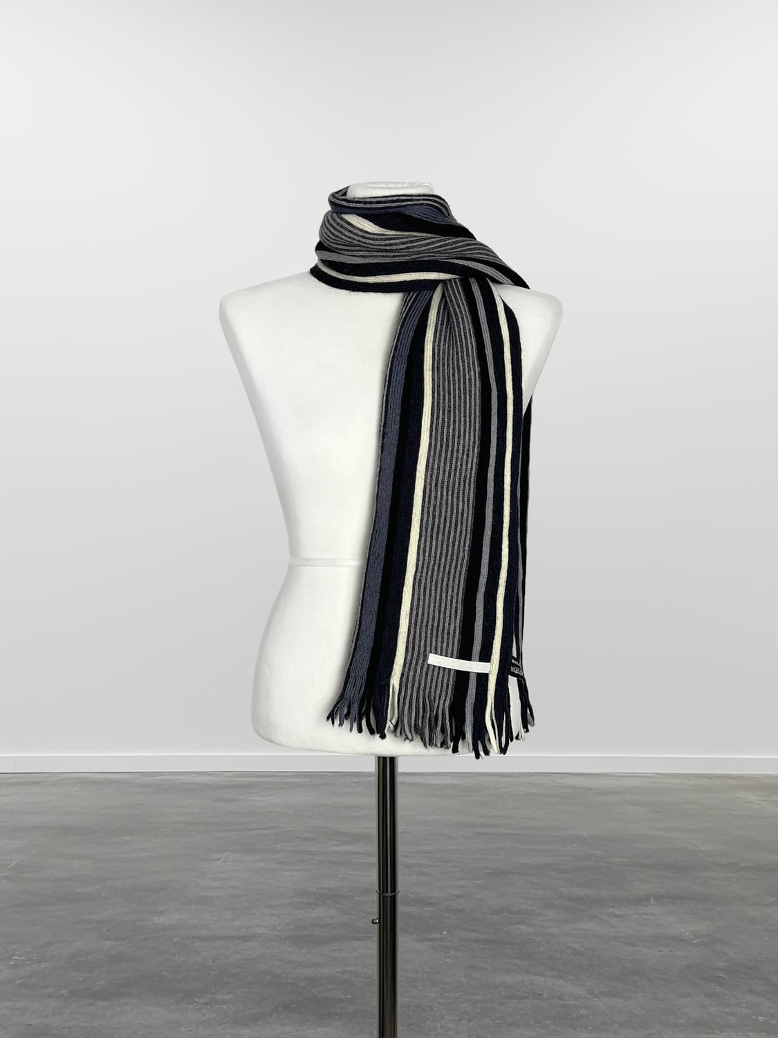 MALE&CO 스트라이프 울 머플러  상품이미지1