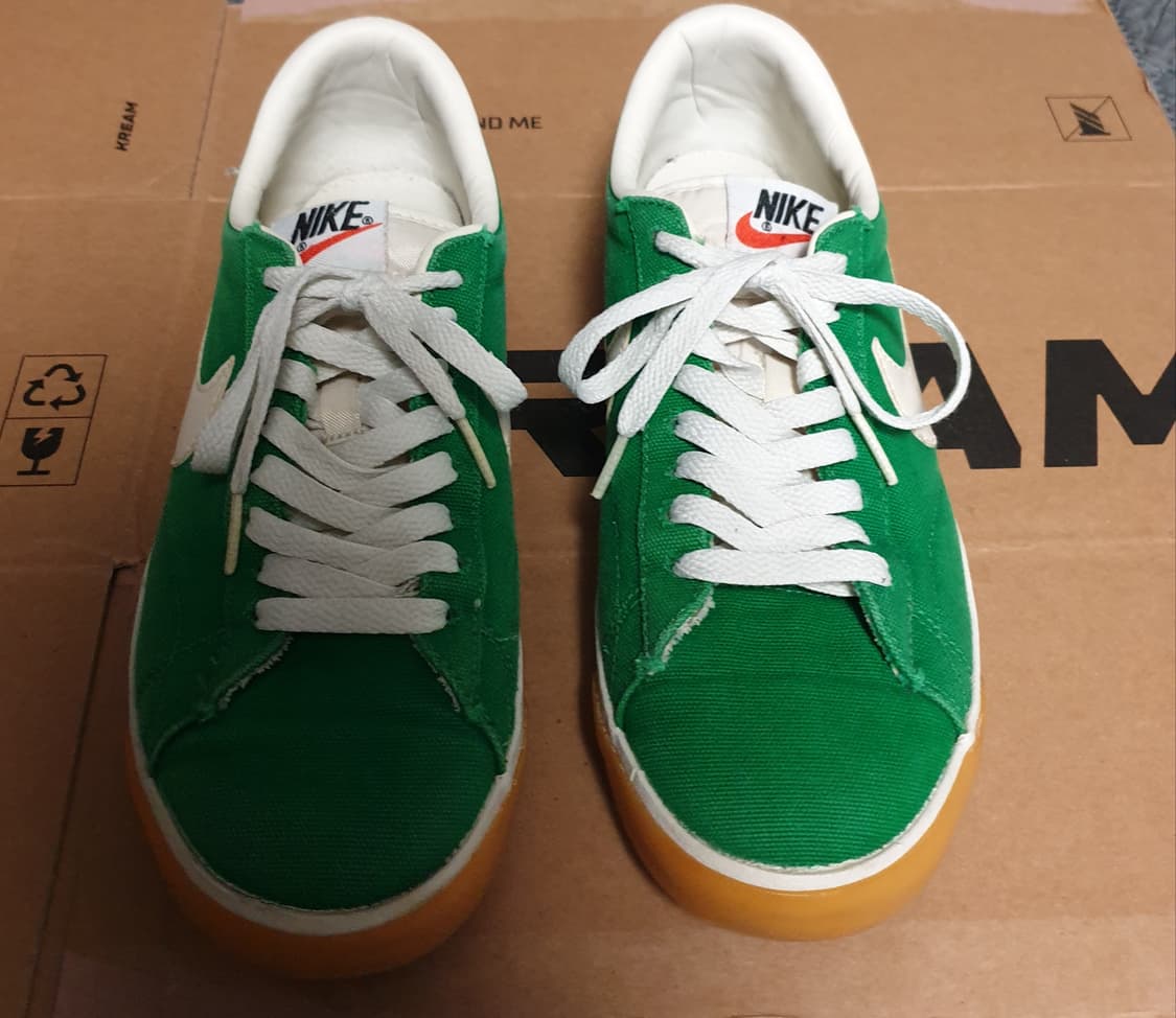 나이키 테니스 클래식 스니커즈 유니버시티 그린 (260) 상품이미지3