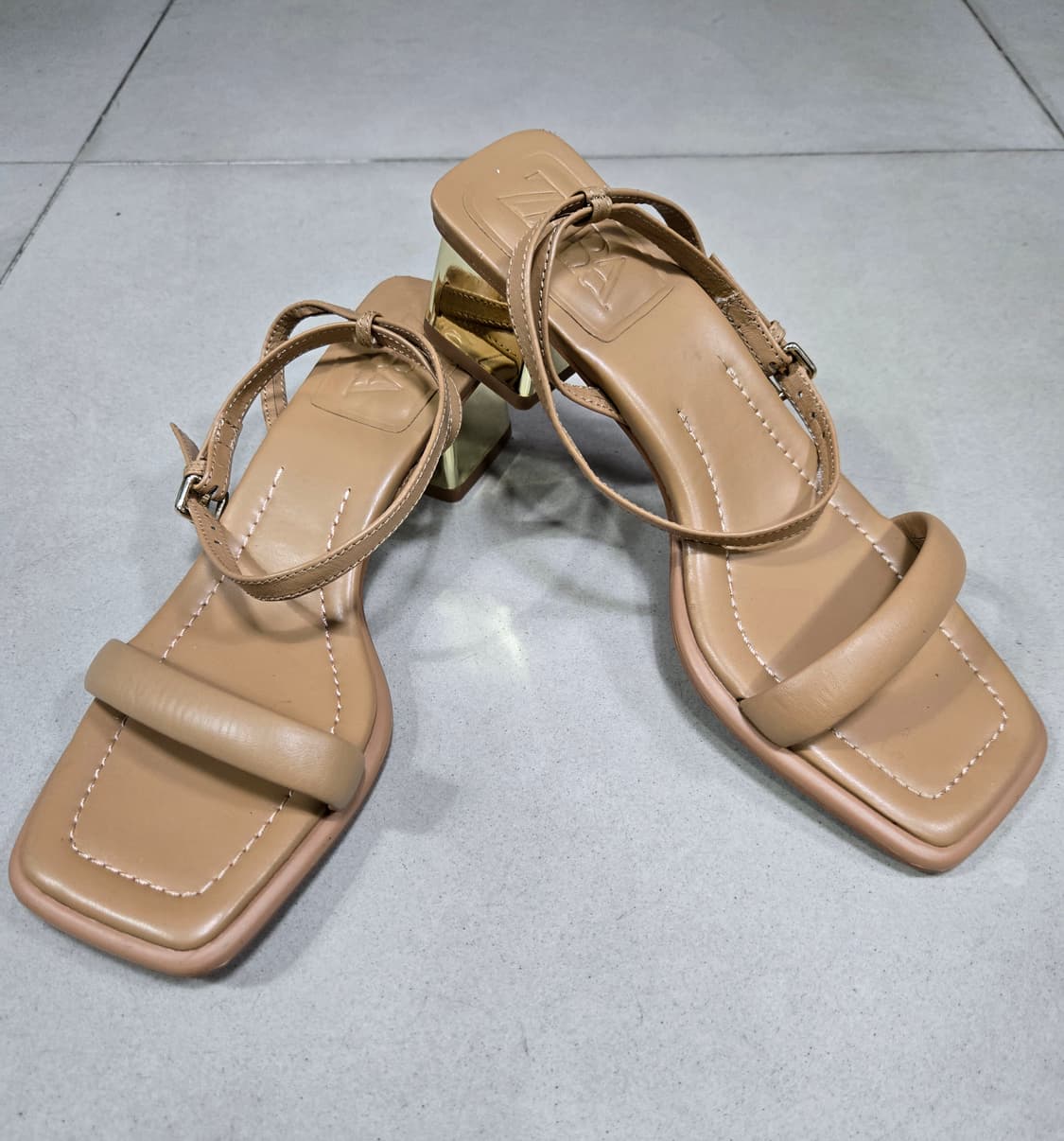 거의새것/ 자라 스트랩 샌들 230mm 상품이미지1