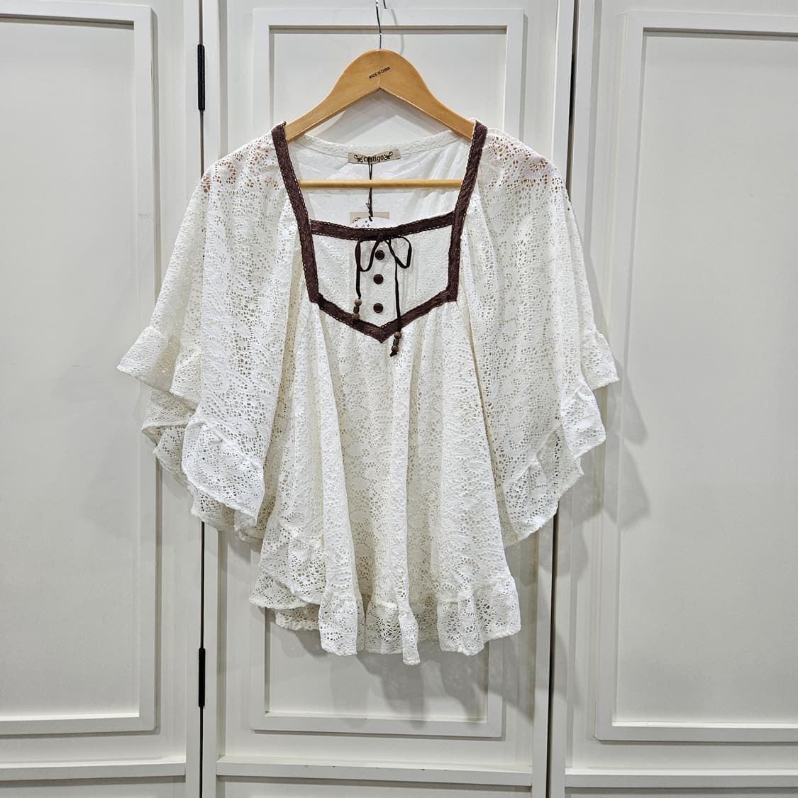 레이스 프릴 케이프 블라우스 상품이미지1