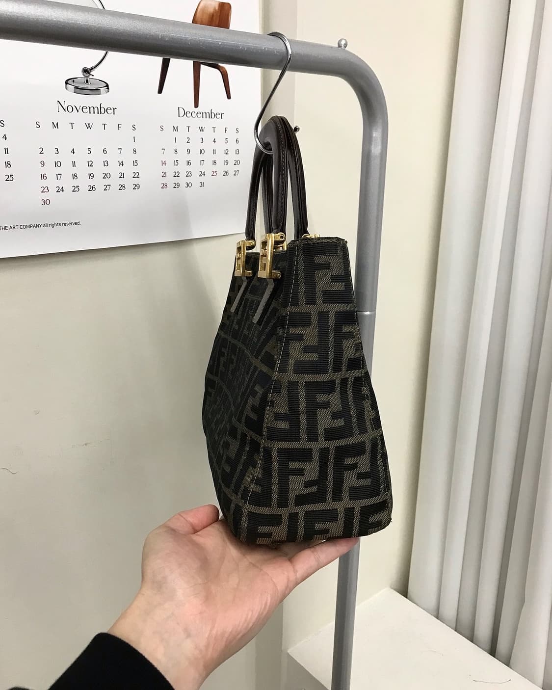 펜디 금장 주카 토트백 가방 상품이미지3