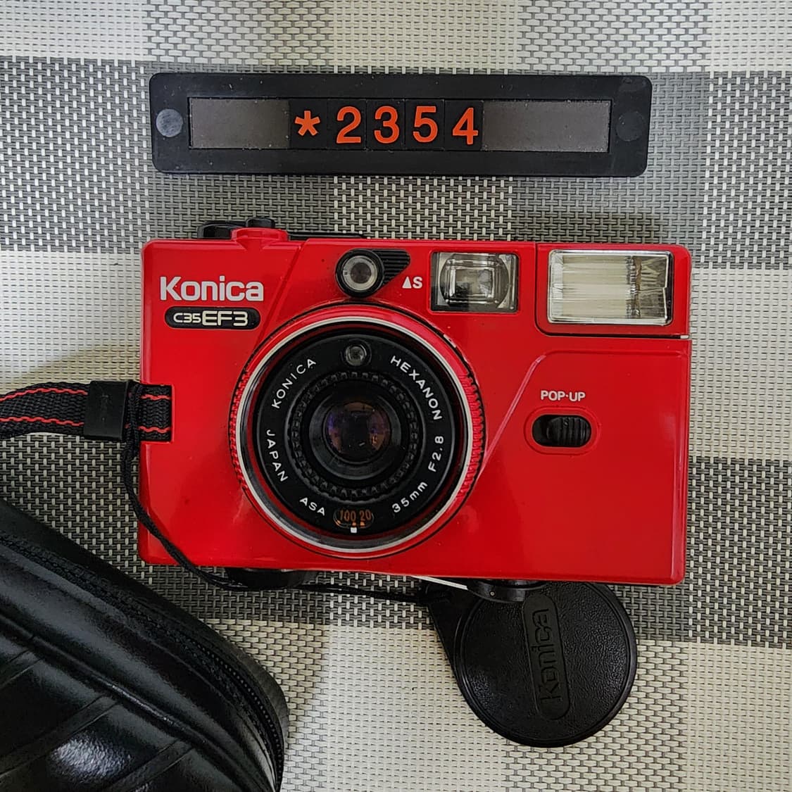 코니카 C35 EF3 레드바디 필름카메라 파우치포함 상품이미지1