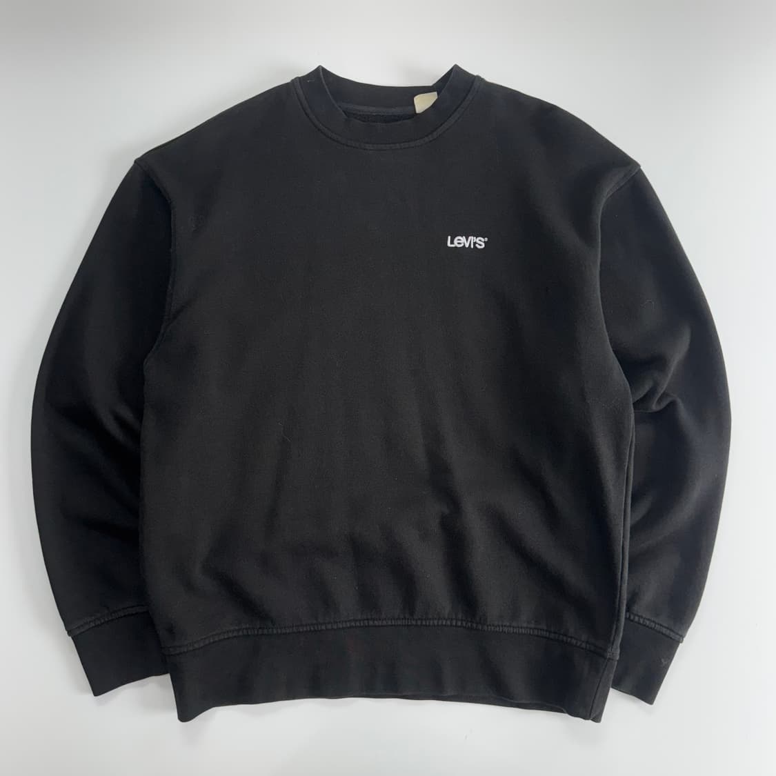 Levis 리바이스 스몰로고 블랙 맨투맨 상품이미지3