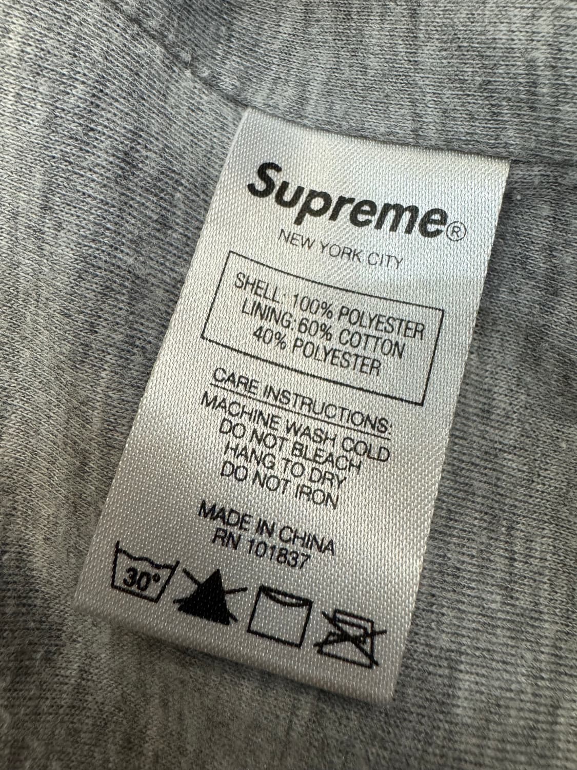 [L] 슈프림 파이핑 웜업 풀오버 블랙 상품이미지8