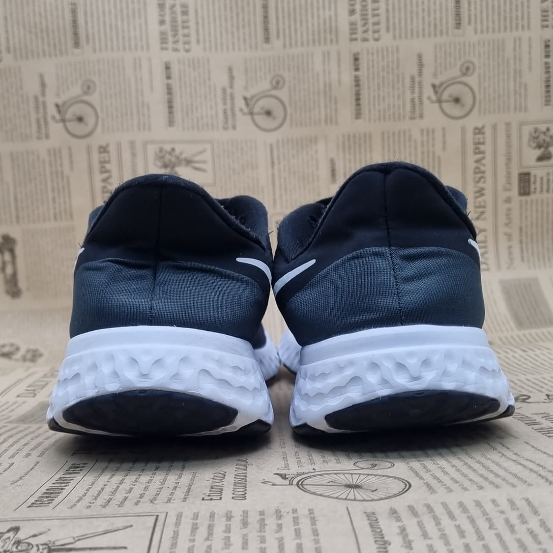 나이키 레볼루션5 블랙 운동화285 상품이미지4