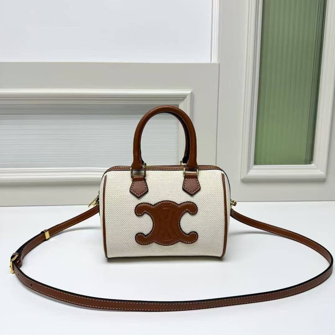 셀린느(Celine) 스몰 보스턴 백(Small Boston Bag) 상품이미지2