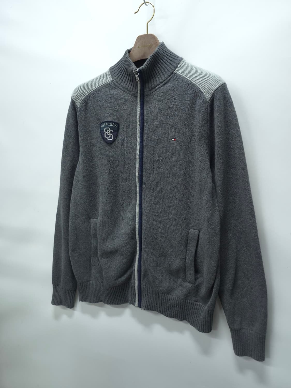 타미힐피거 와펜로고 니트 집업 ( 105~110 ) 상품이미지2