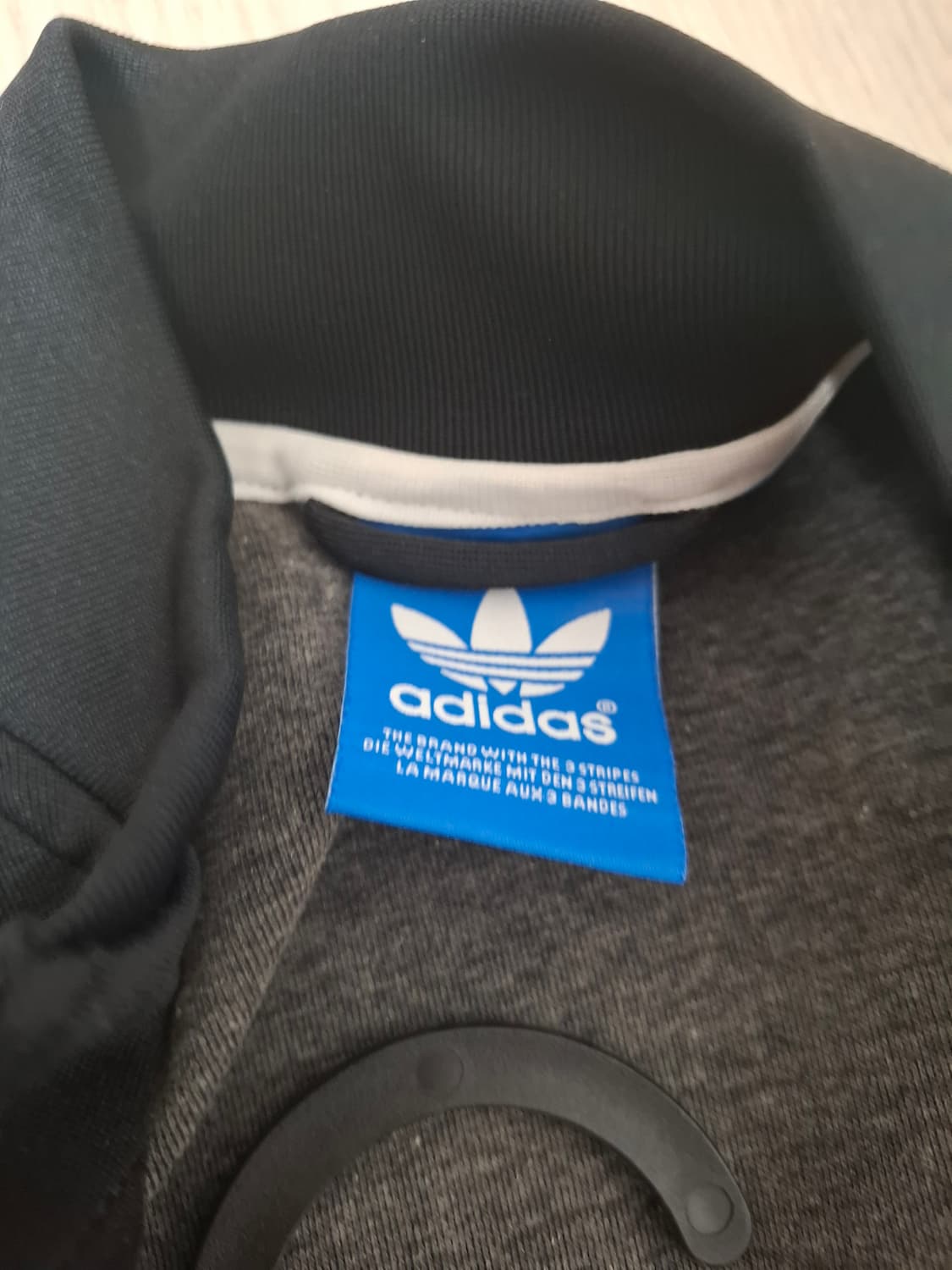 레알마드리드 트랙탑 팝니다 (가격제안가능) 상품이미지4