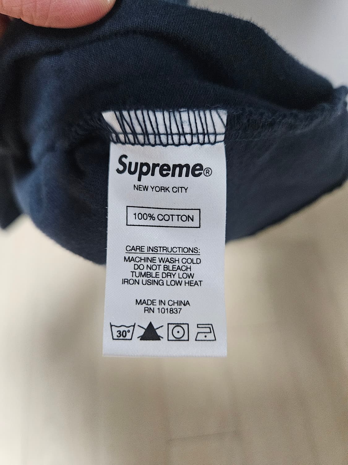 슈프림 스몰로고 반팔 Navy M 상품이미지4