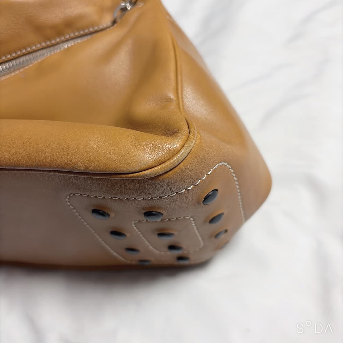 TODS 토즈 가죽 숄더백 브라운 상품이미지5