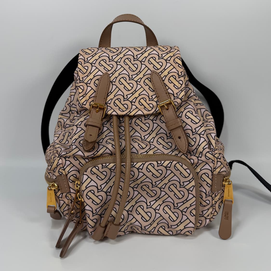 버버리 RUCKSACK 모노그램 프린트 나이론 여성 백팩 상품이미지2