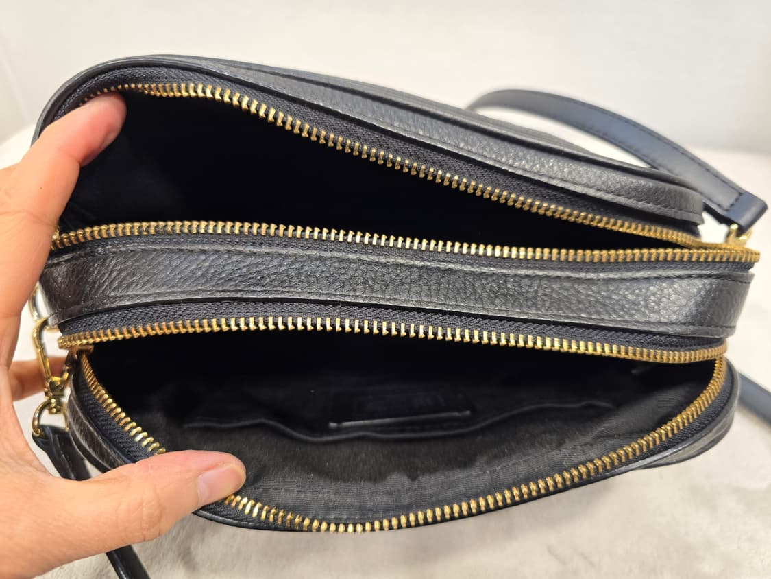 코치 제스 블랙 가죽 크로스백 상품이미지8