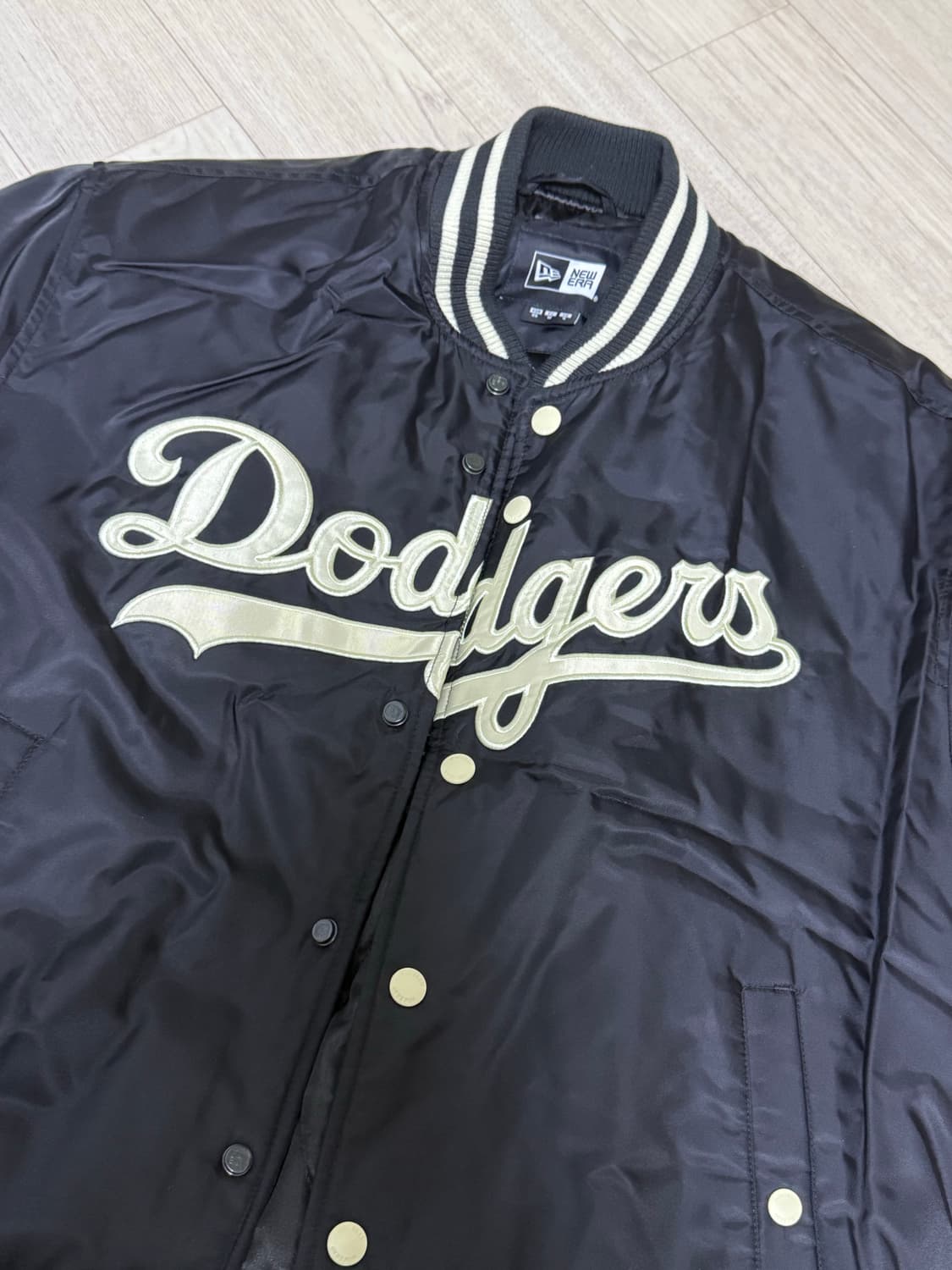 뉴에라 MLB LA 다저스 스타디움 재킷 블랙 13781137 상품이미지1