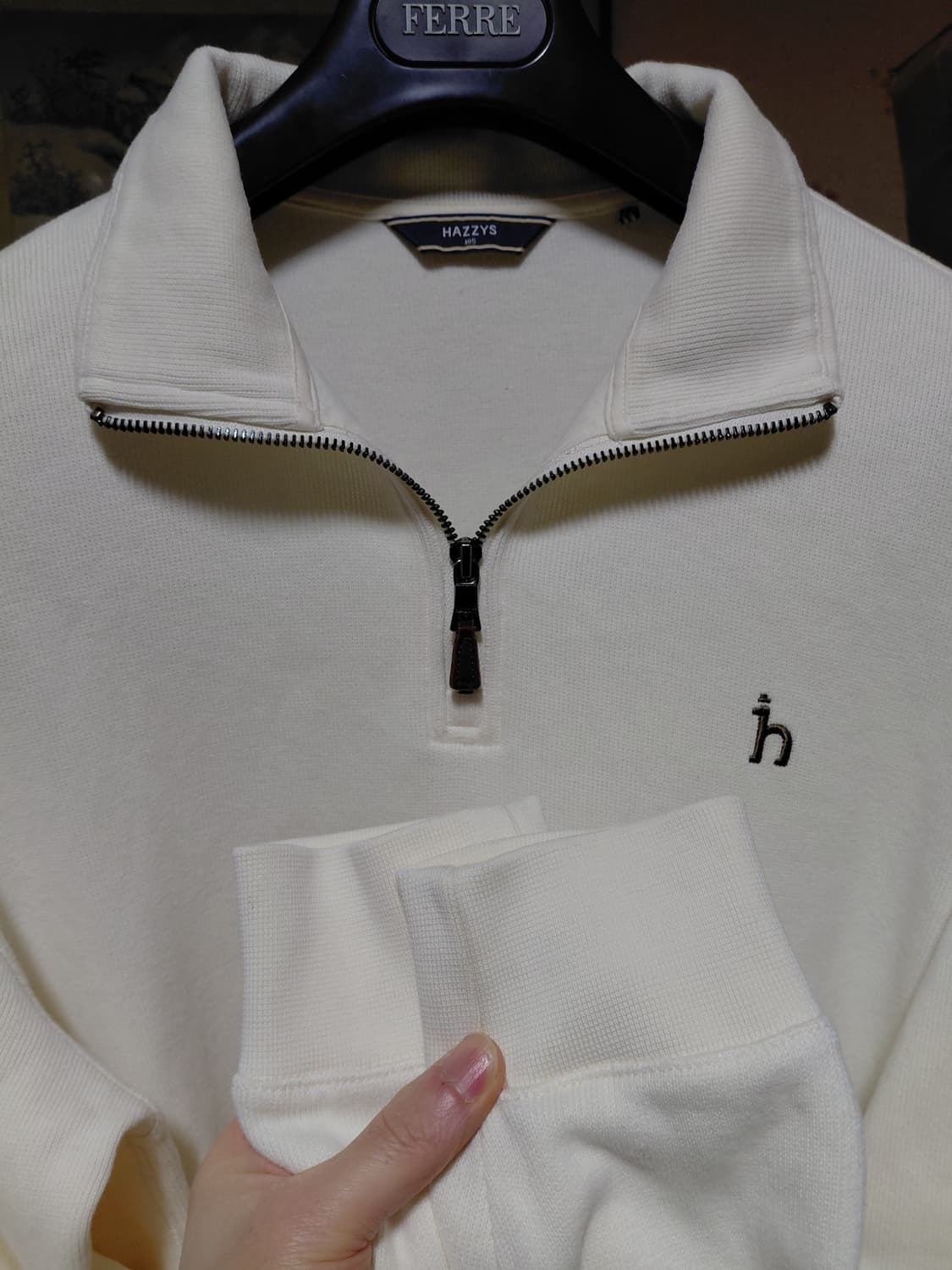 [헤지스]사카리바 하프집업 티셔츠 105사이즈  상품이미지8