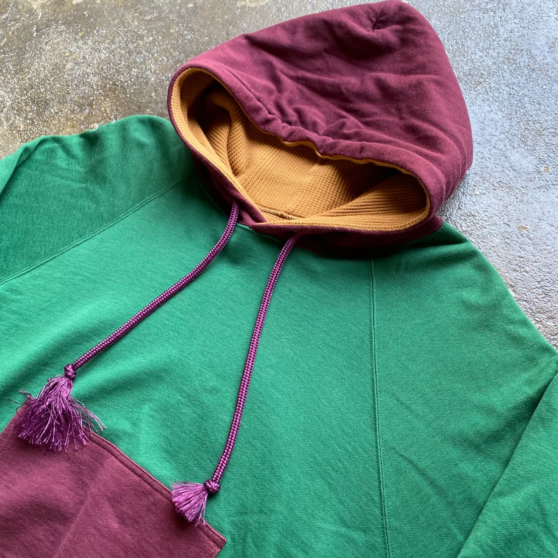 (L) 사스콰치패브릭스 배색 후드티 상품이미지2