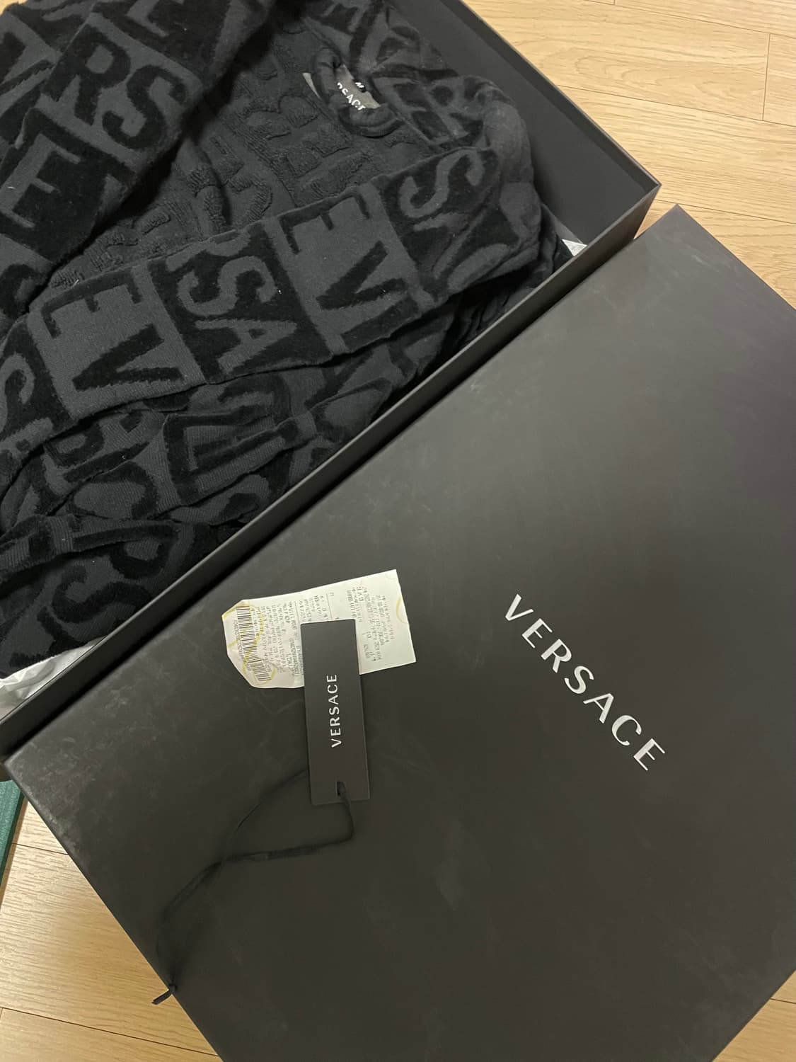 베르사체 가운 판매합니다. *매장구매, 영수증 보유  상품이미지5