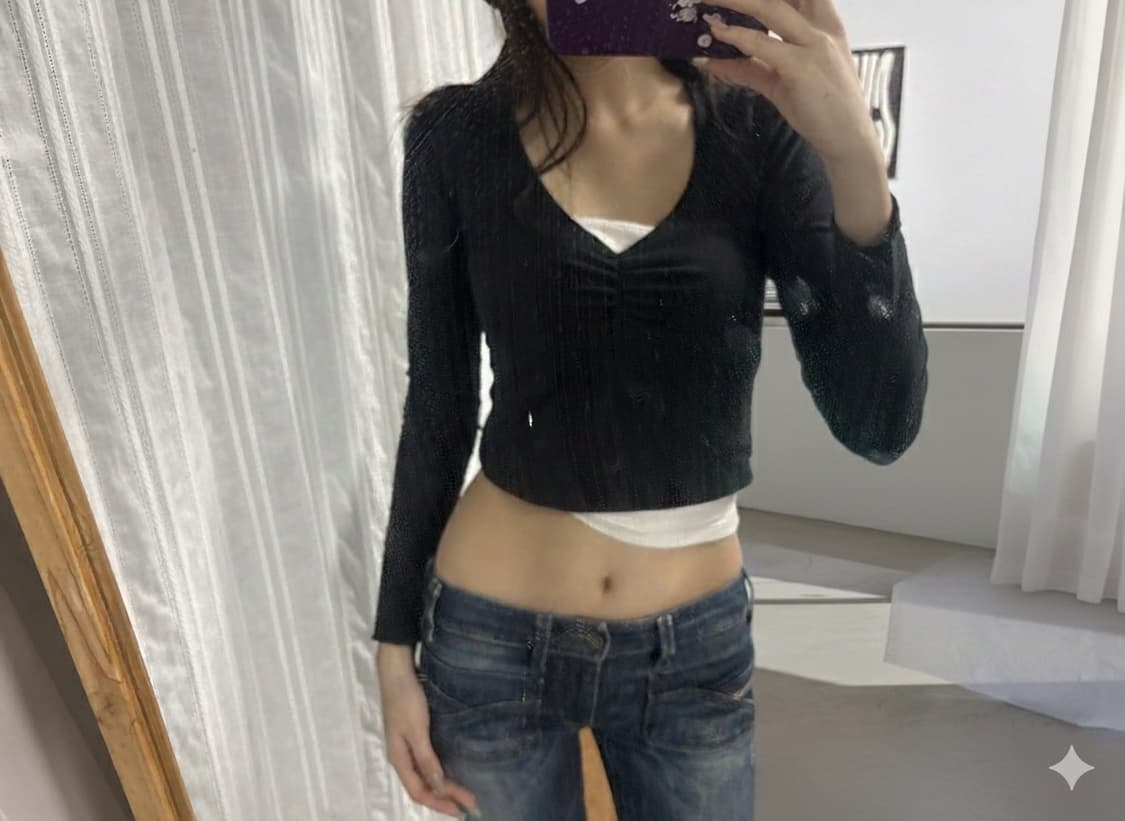 BRANDY MELVILLE 블랙 티 상품이미지1