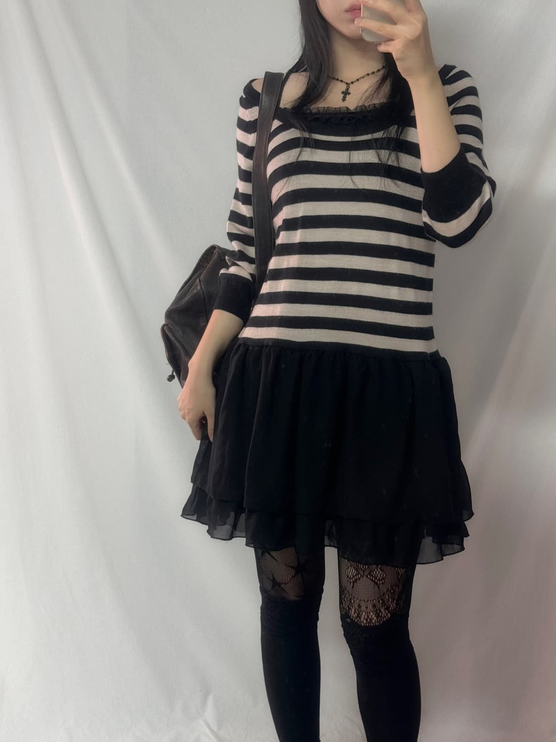 스트라이프 패턴 러플 니트 원피스 슬리브리스 2pcs SET 상품이미지1