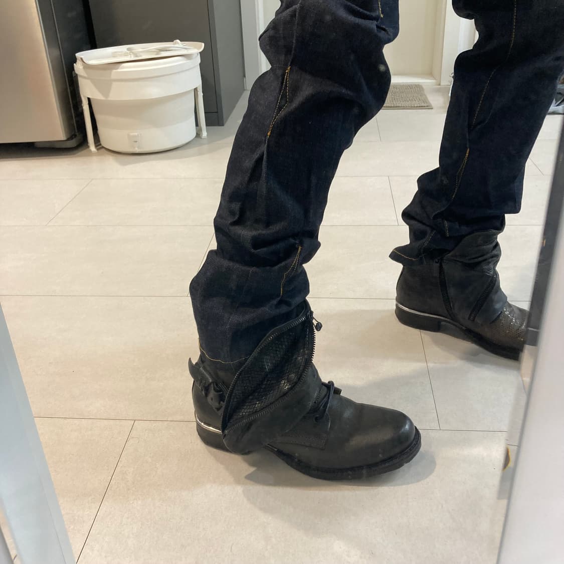 A.S.98 드레이프 랩 레더 부츠 상품이미지5