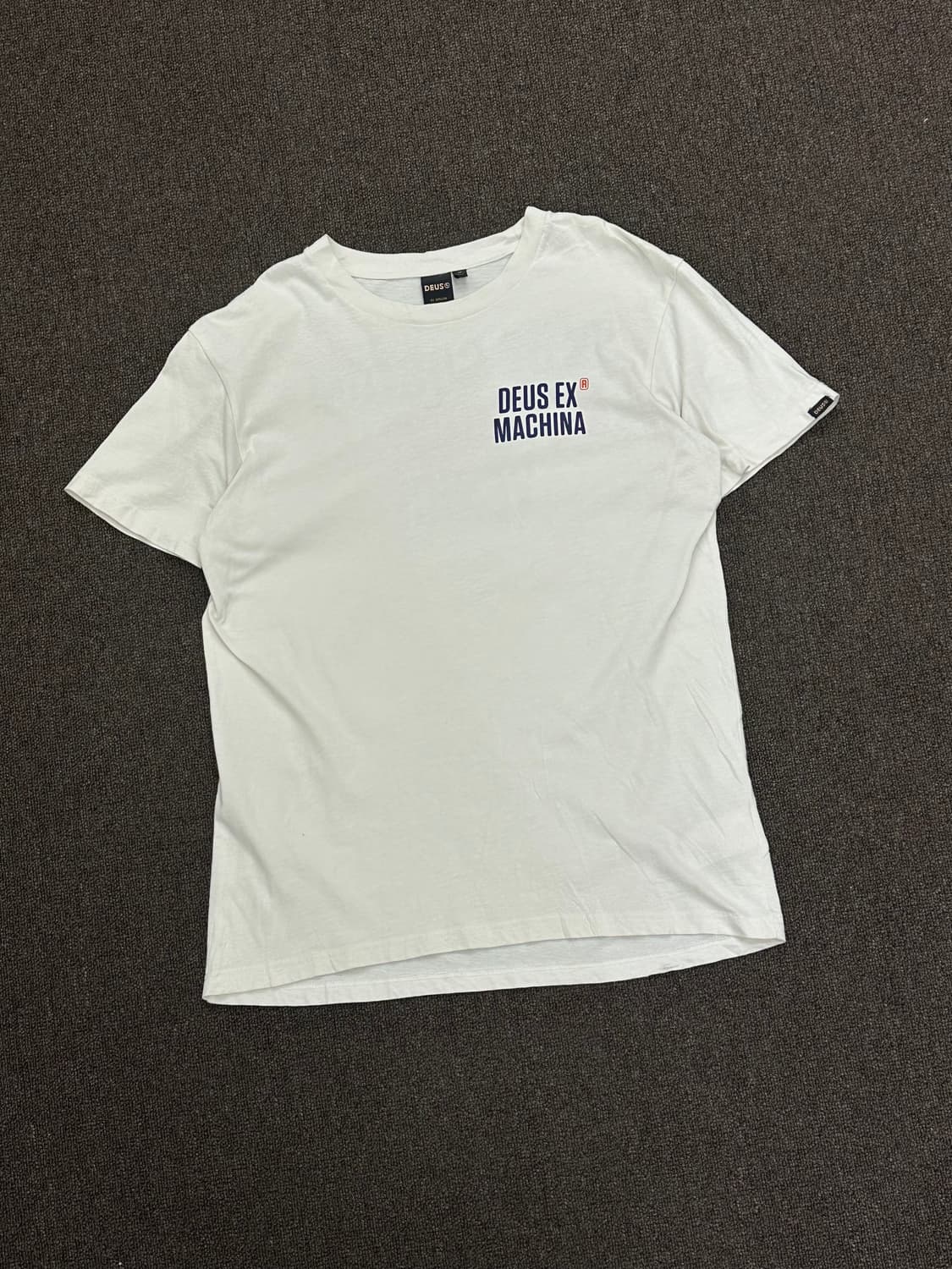 M)Deus vintage 백프린팅 파노라마 반팔 티셔츠 상품이미지1