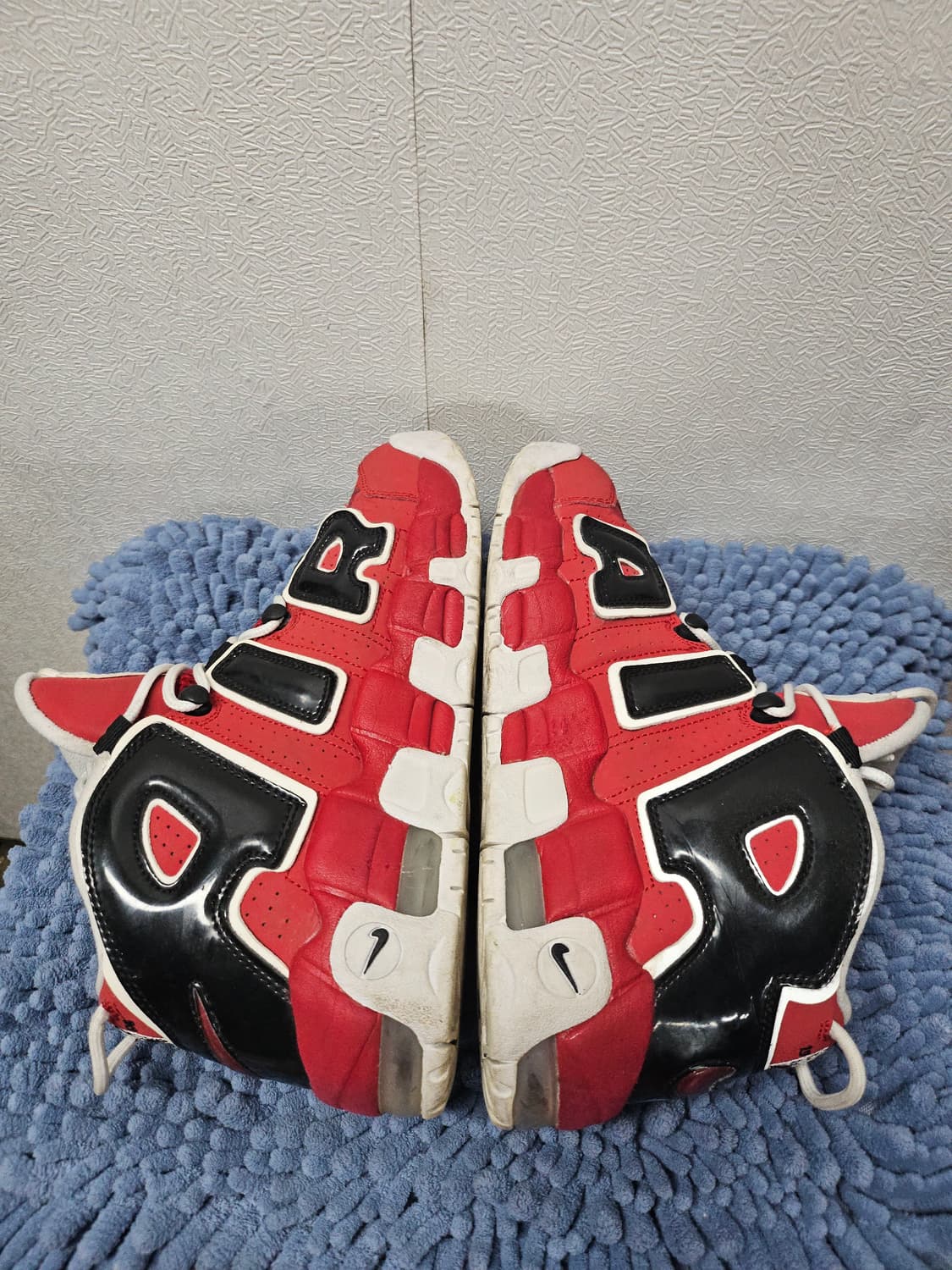 나이키 에어 모어 업템포 96  250 상품이미지9