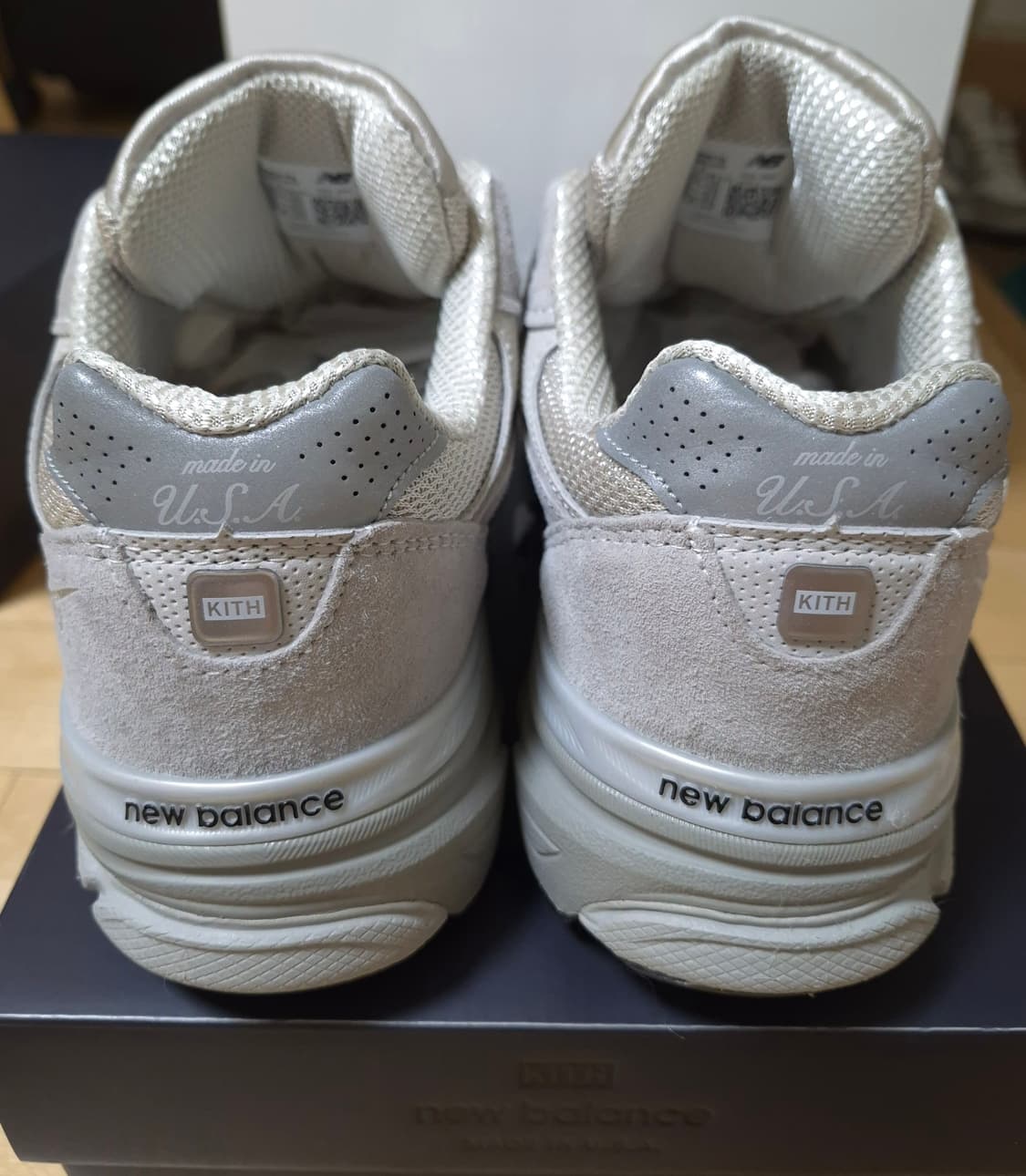 (275)뉴발란스 990V3 키스 할로우 상품이미지4
