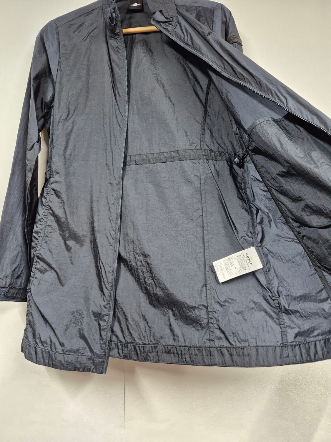 아이더 경량 롱 바람막이 자켓  상품이미지4