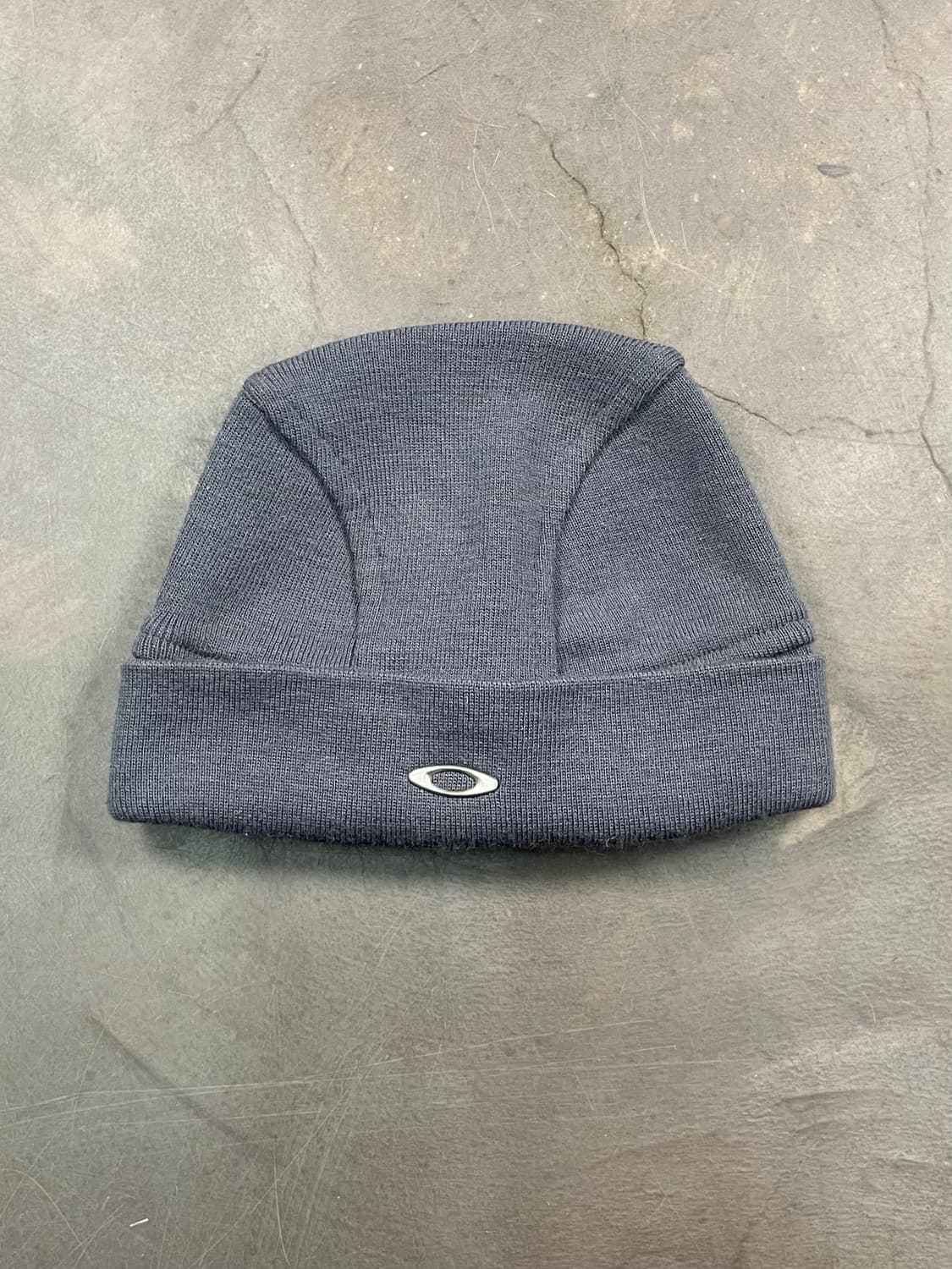 00s 오클리 메탈로고 숏 비니 상품이미지1