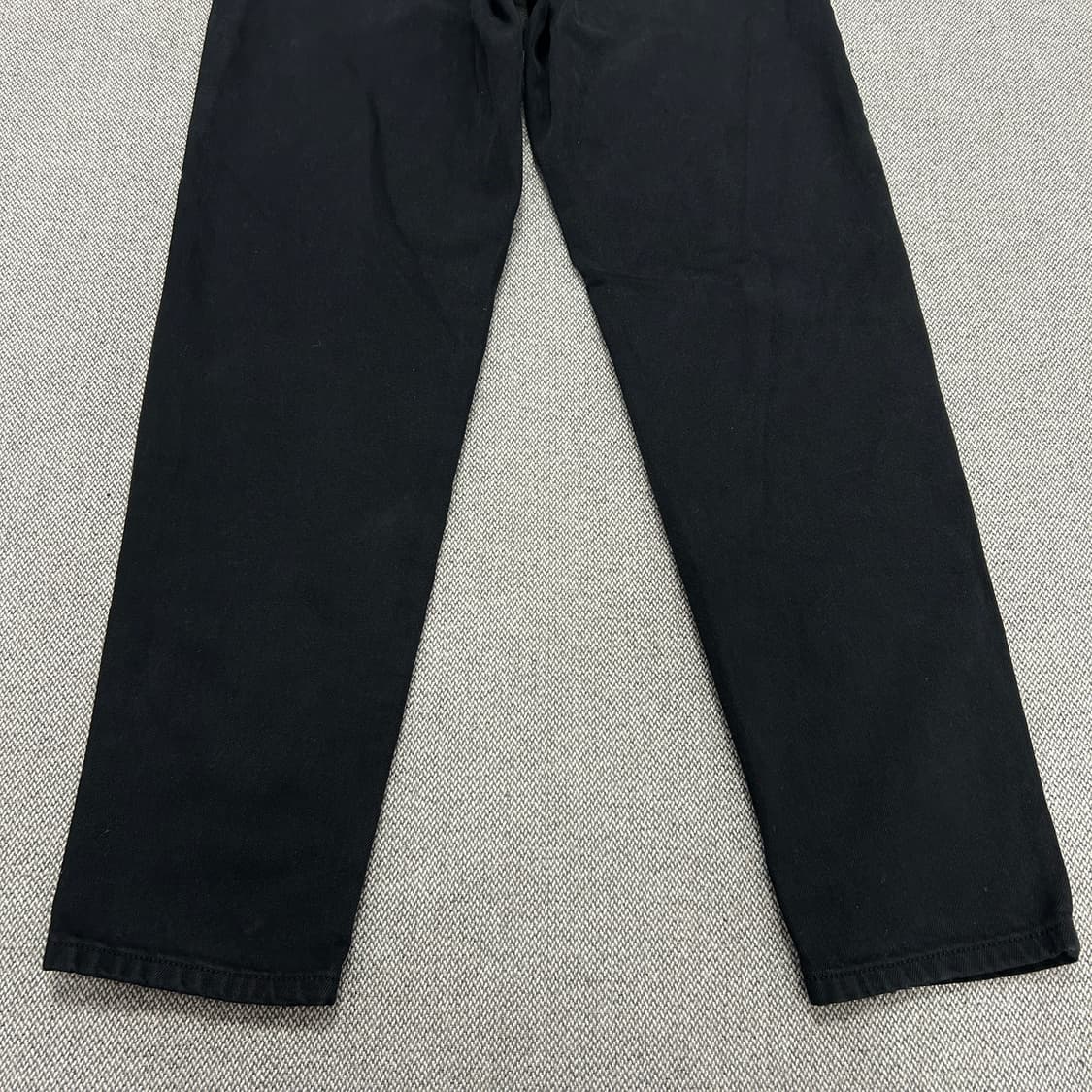 리바이스 블랙 테이퍼드 데님팬츠(S) 상품이미지3