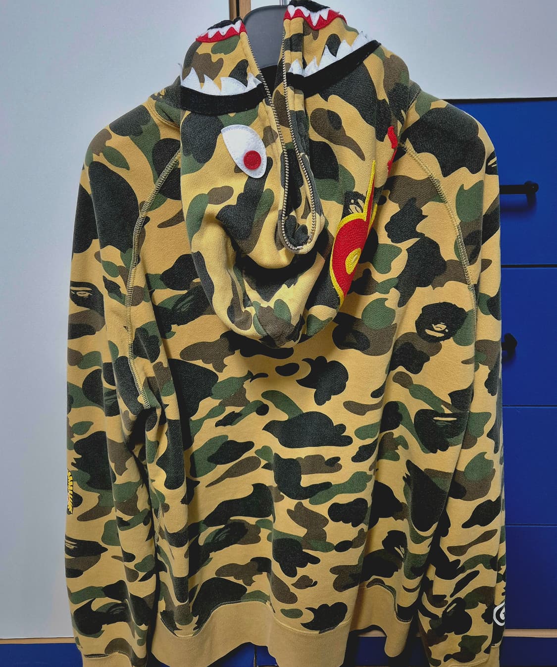 베이프 샤크후드 황계 XL 상품이미지1