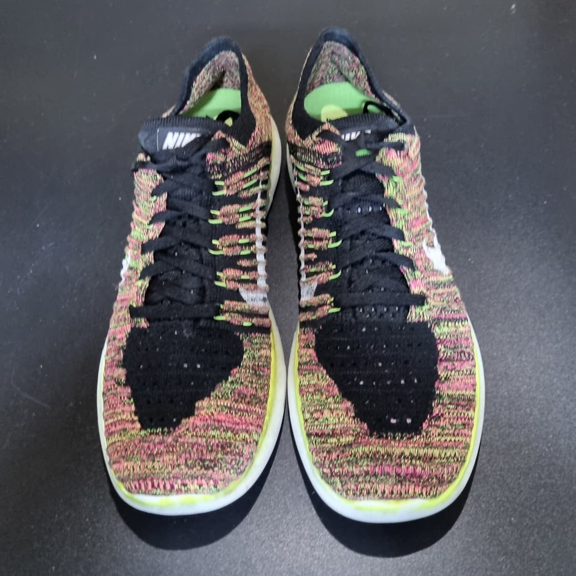 나이키 프리런 플라이니트 런닝화250 상품이미지2