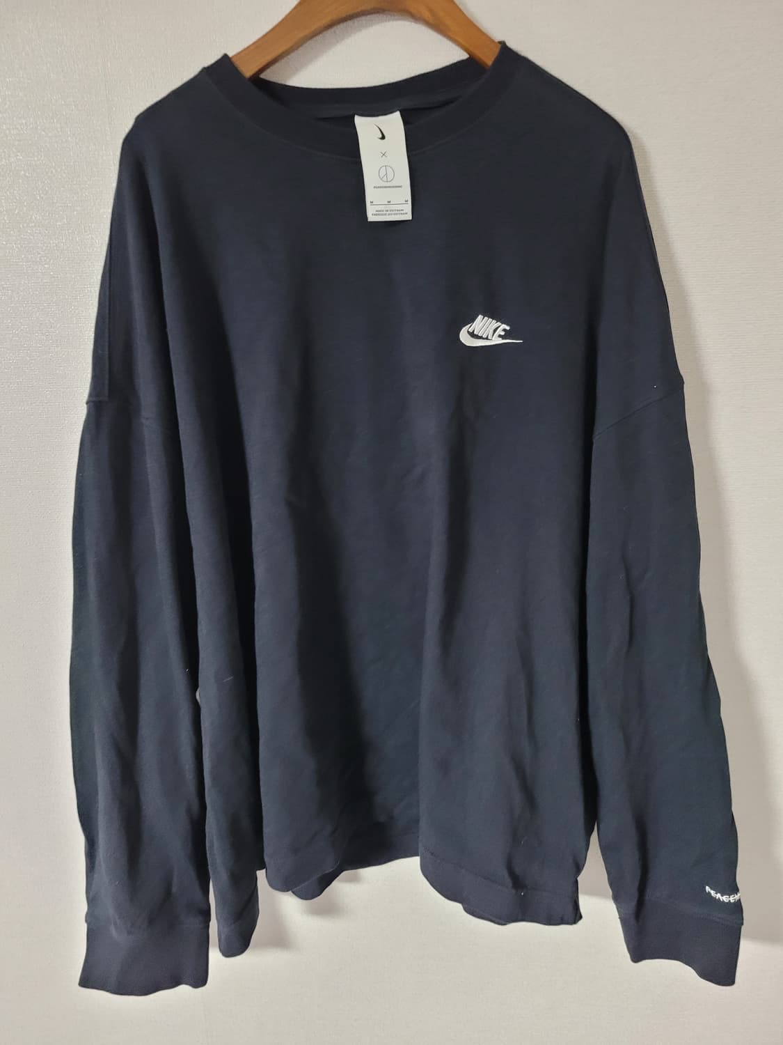 가슴72) 피스마이너스원 x나이키 롱슬리브  피마원 크루넥 상품이미지2