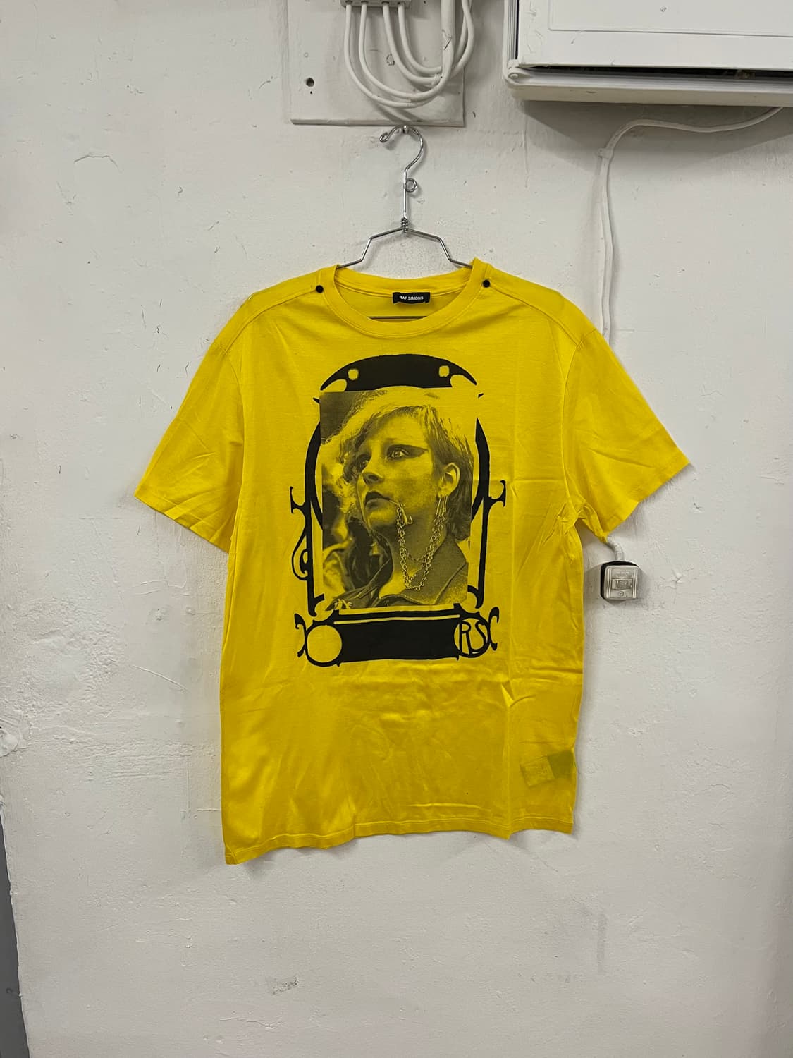 라프시몬스 19SS 컬렉션 반팔 티셔츠 상품이미지1