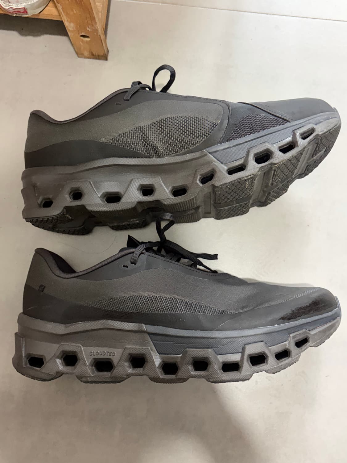 온 러닝 x 포스트 아카이브 팩션 클라우드몬스터 2 쏜 브라운 상품이미지4