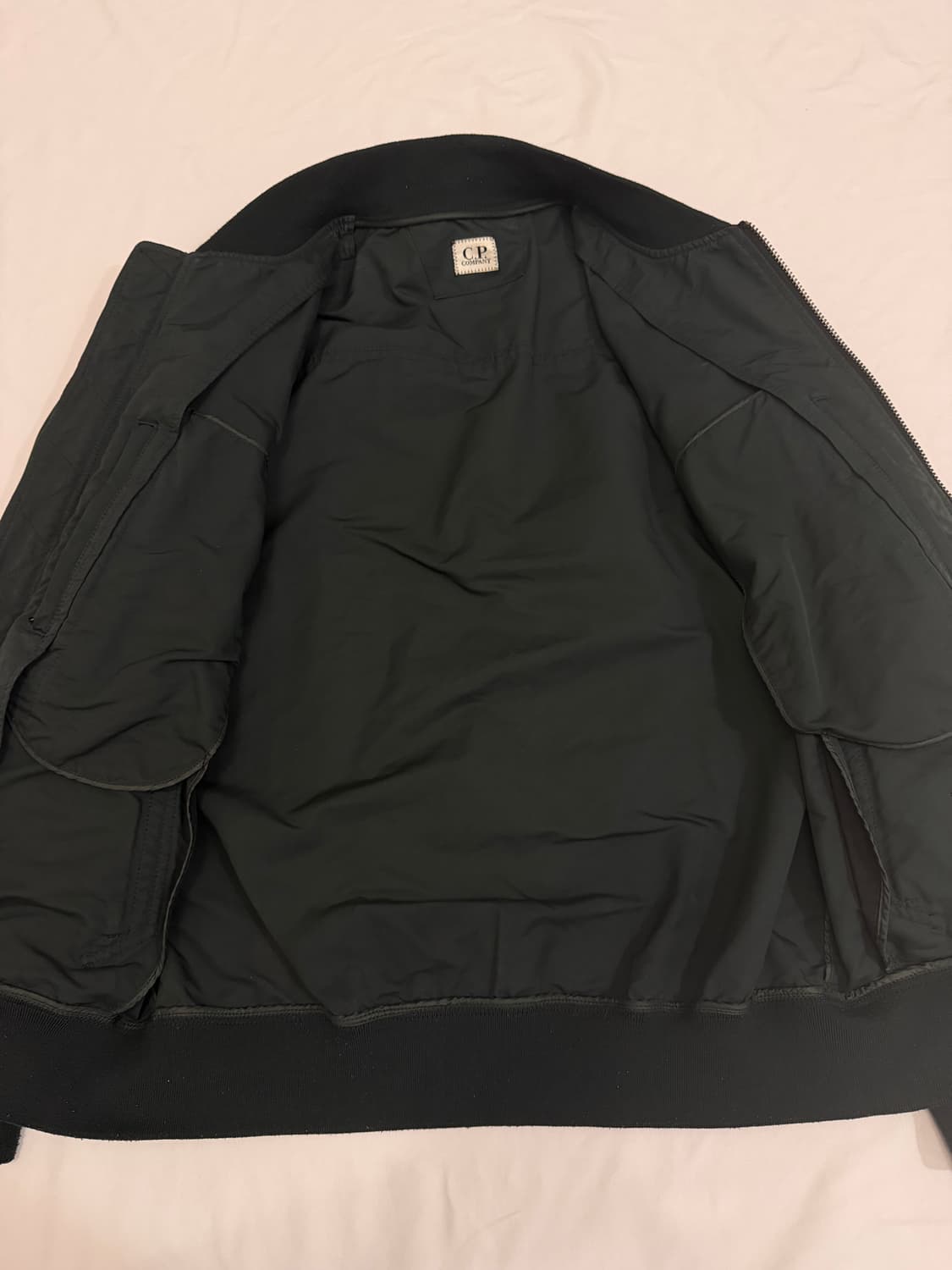 Cp컴퍼니 봄버 ma-1 상품이미지4