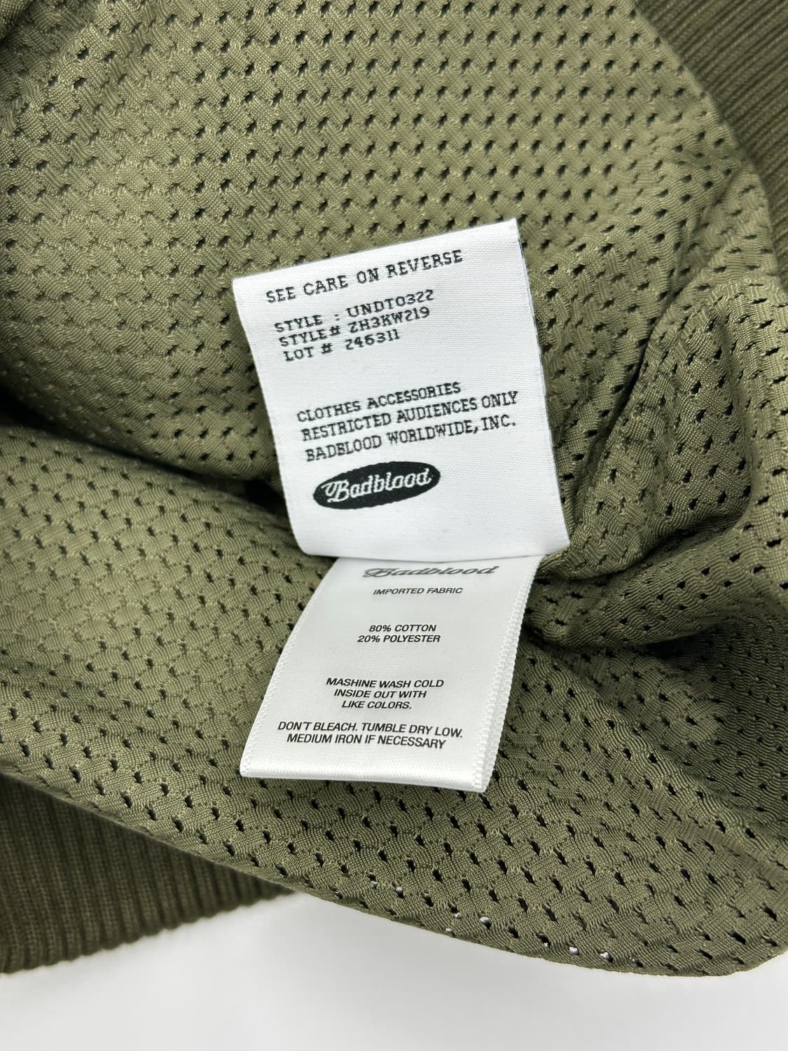 배드블러드 벨벳 져지 집업 상품이미지8