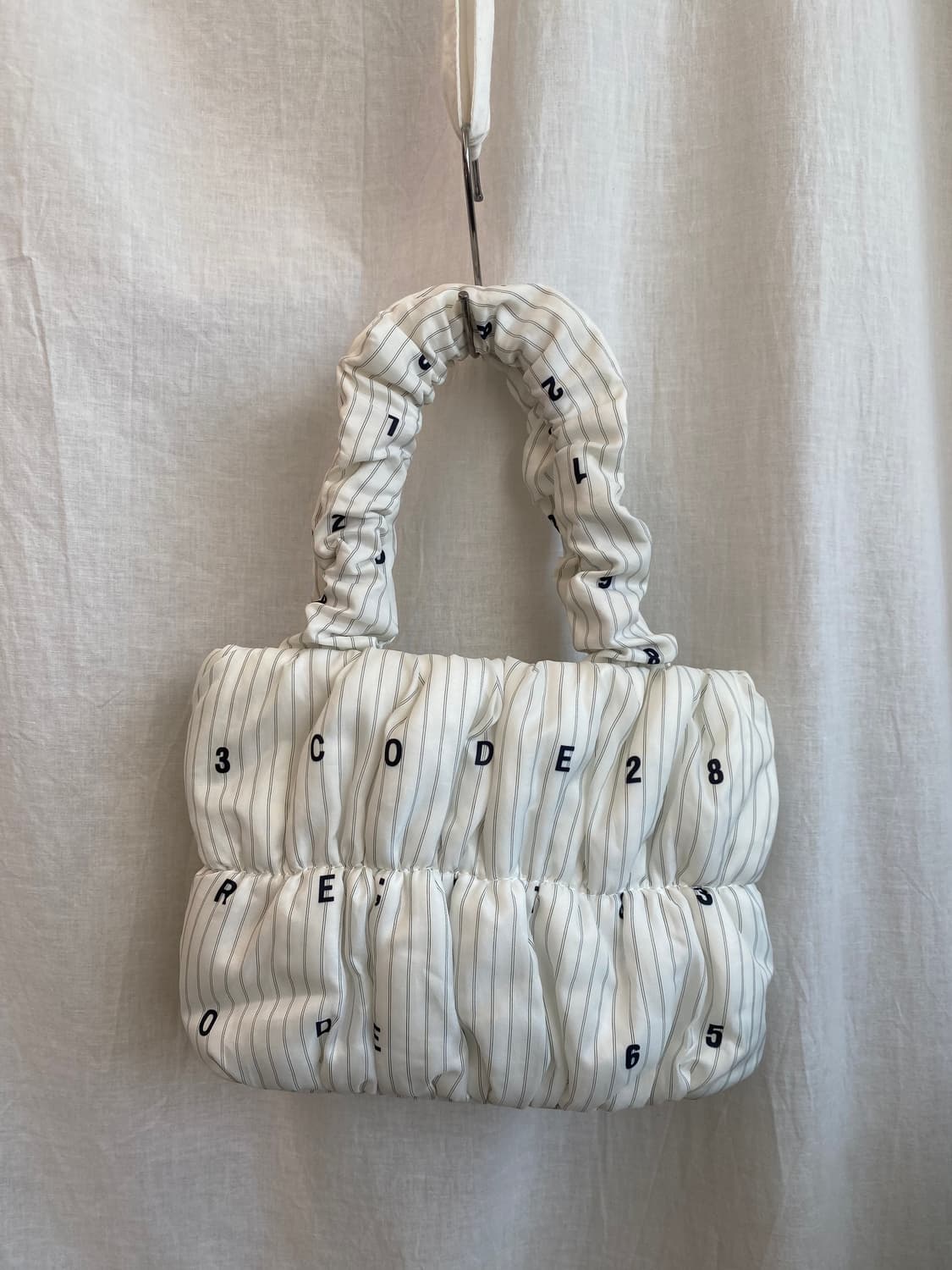 RECODE 래코드 패턴토트백 상품이미지1