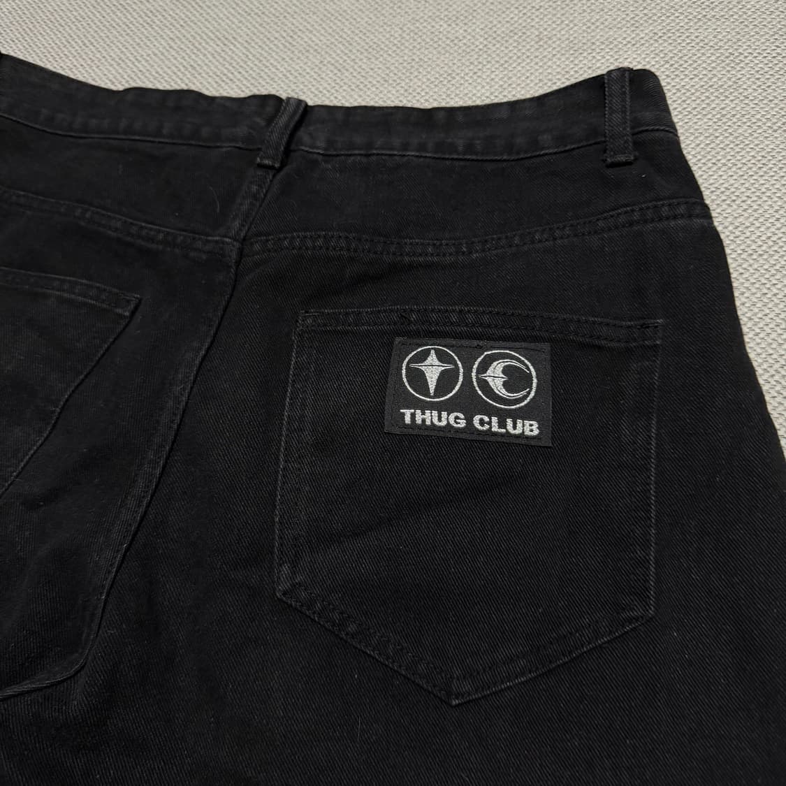 떠그클럽 초판 레더워싱 데님팬츠 블랙/화이트 상품이미지5