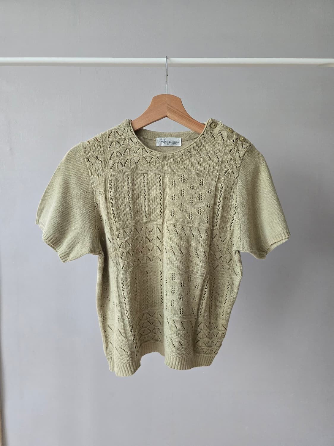 [JPN Vintage] Rogica 패치워크 펀칭 숄더버튼 니트 상품이미지1