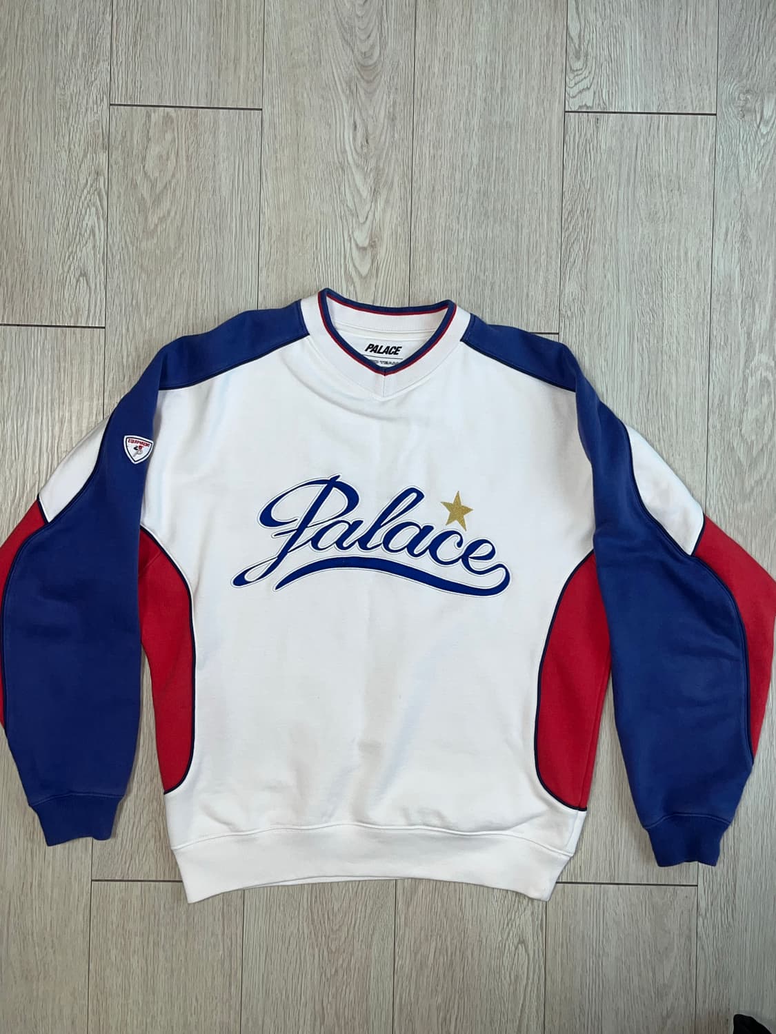 팔라스 맨투맨 상품이미지1