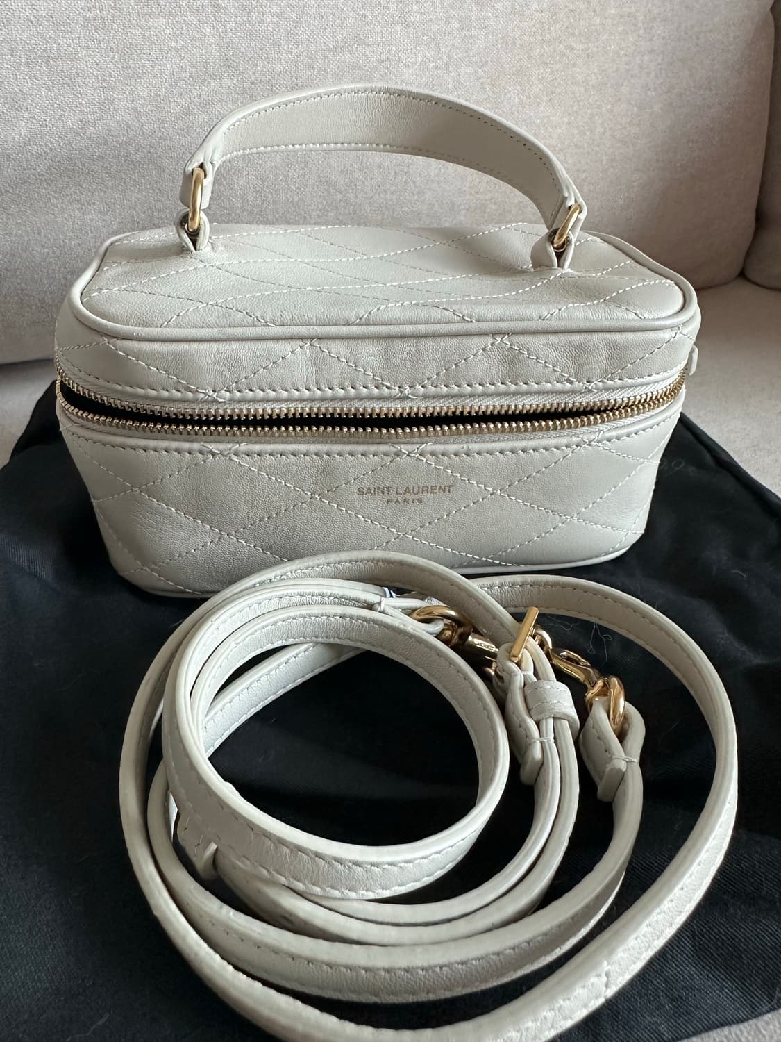 생로랑 베니티백 상품이미지2