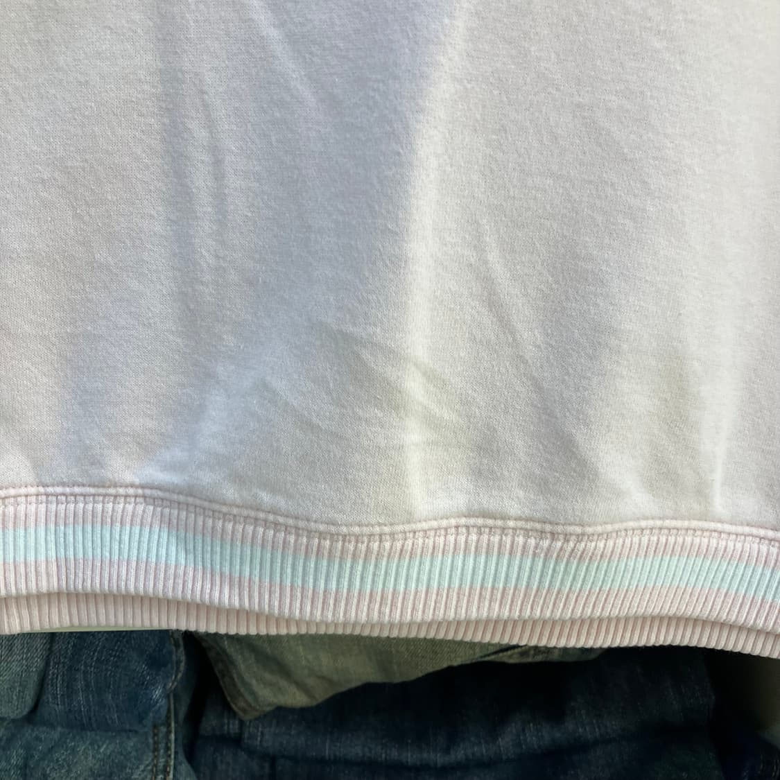 꾸레쥬 배색 로고 맨투맨 M 상품이미지7