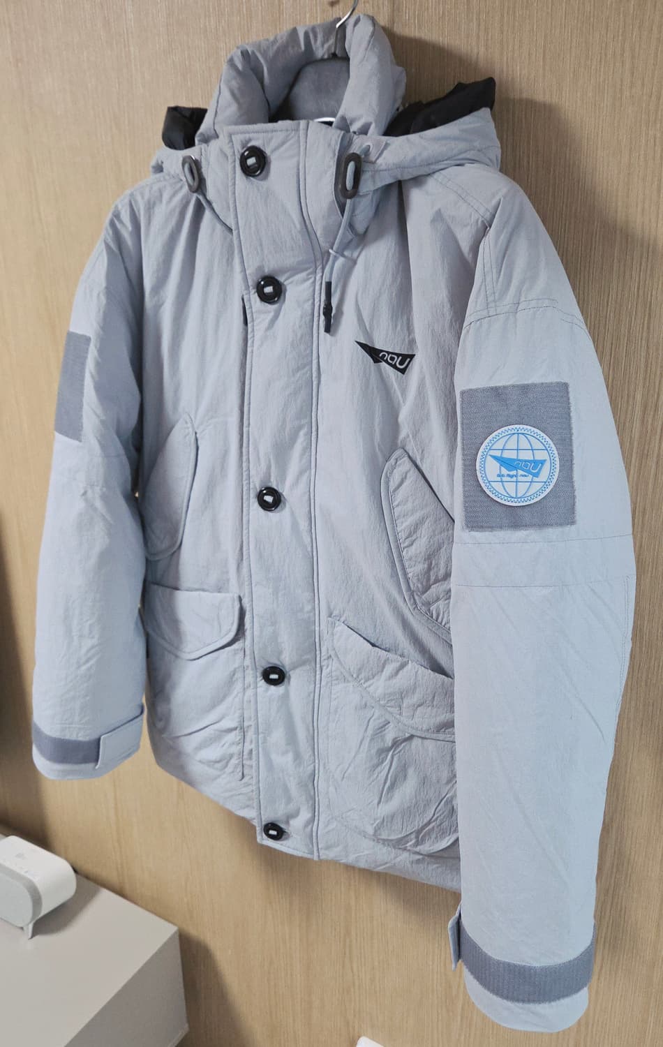 (착샷) NAU 나우 다운 패딩 스킨 점퍼 상품이미지2