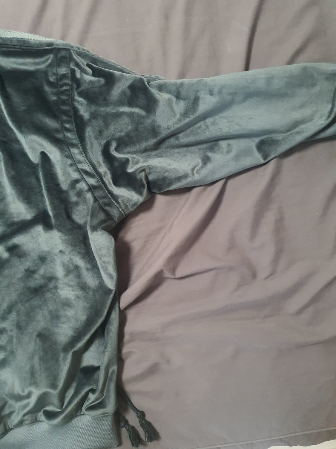 아디다스 X 송 포 더 뮤트 트랙져지 블랙 us L사이즈 상품이미지3