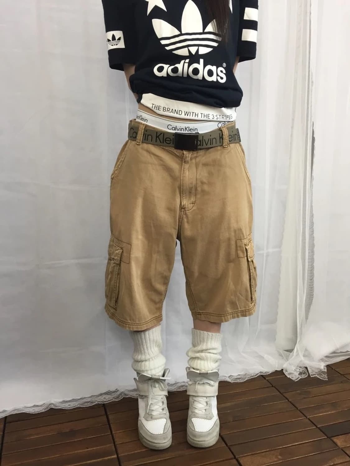 Levis Beige Cargo Shorts 상품이미지1
