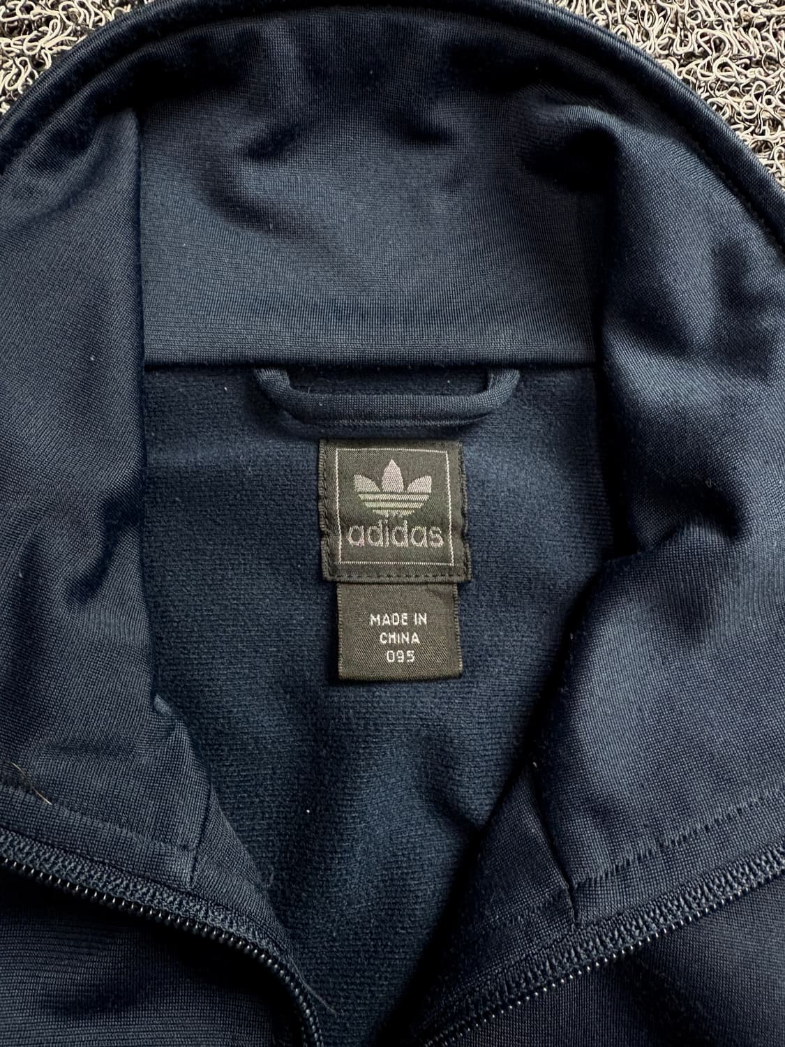 아디다스 파이어버드 og 박시핏 트랙탑 져지 네이비 1557 상품이미지3