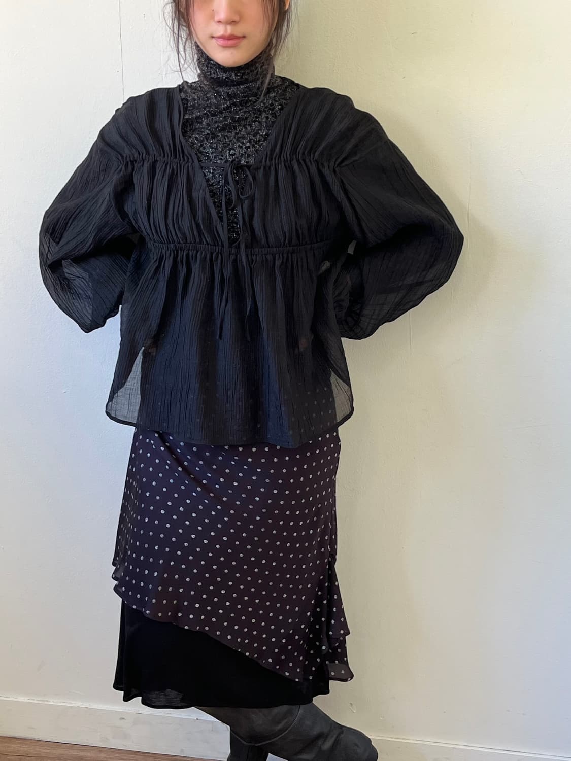 CLASSICAL ELF 블랙 시스루 블라우스 상품이미지4