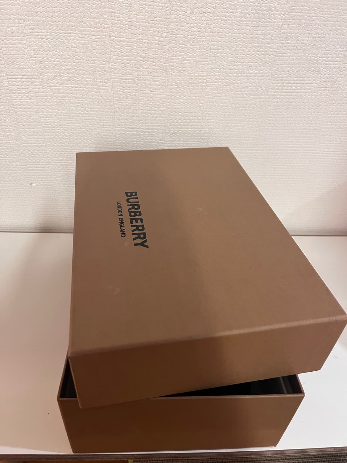 버버리 로고 자수 볼캡 블랙 8010635 상품이미지2